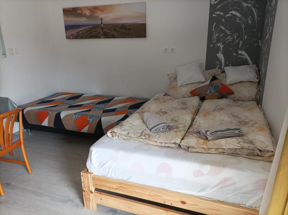 Csilla Apartman Balogunyom Exterior photo